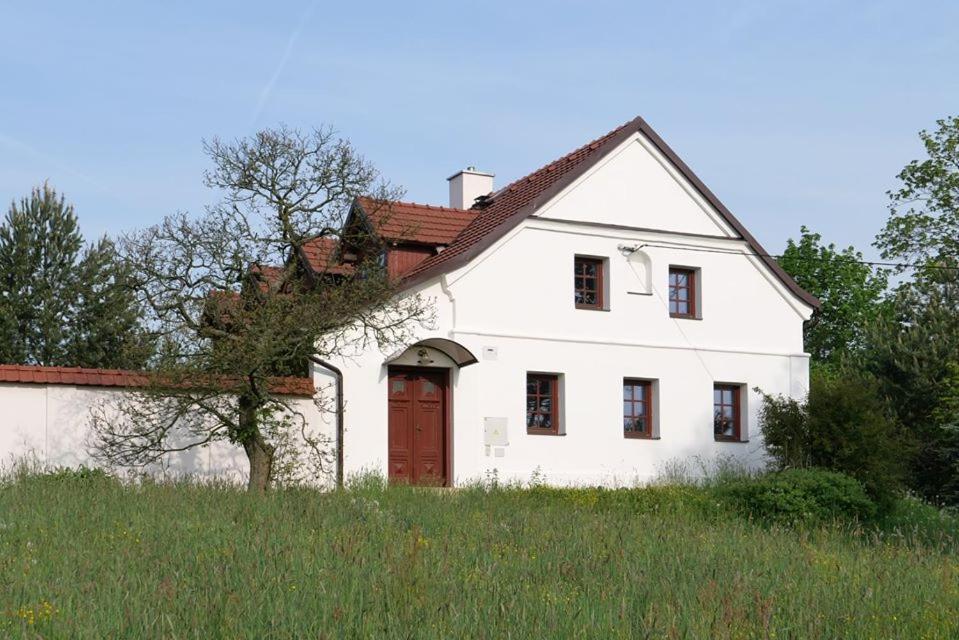 Hotel Yogashrama Traditional Ústí nad Orlicí Exteriér fotografie